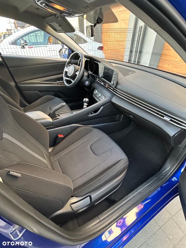 Hyundai Elantra 1.6 Modern - 13