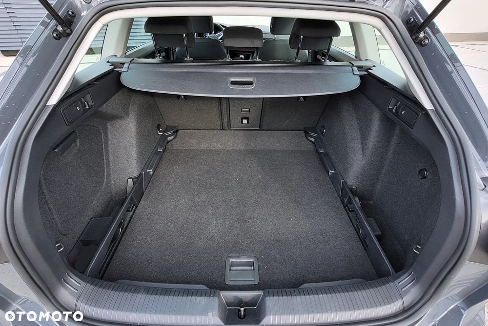 Volkswagen Golf 1.0 TSI Life - 18