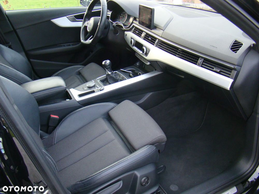 Audi A4 Avant 2.0 TFSI ultra Sport - 35