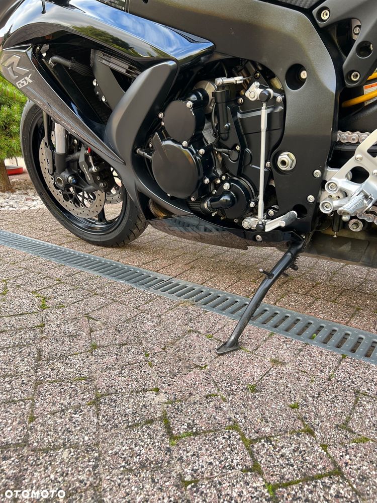 Suzuki GSX-R - 22