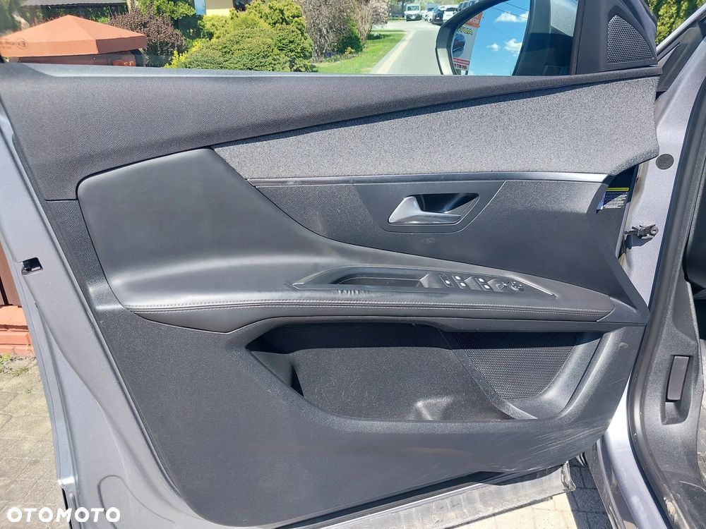 Peugeot 3008 2.0 BlueHDi Allure - 11