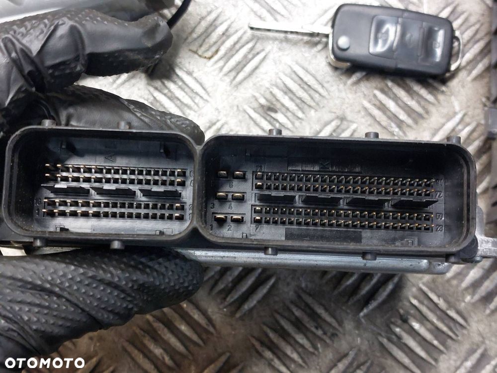 ZESTAW STARTOWY SEAT LEON II 1.9 TDI 03G906021LK 3C0937049D - 3