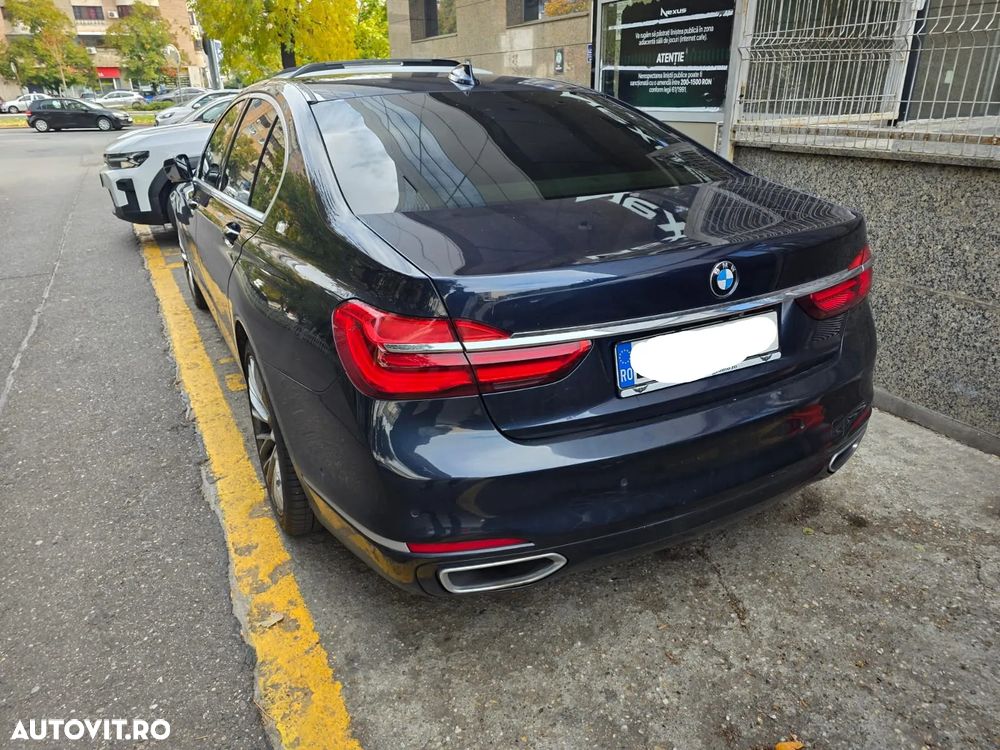 BMW Seria 7 740d xDrive - 9