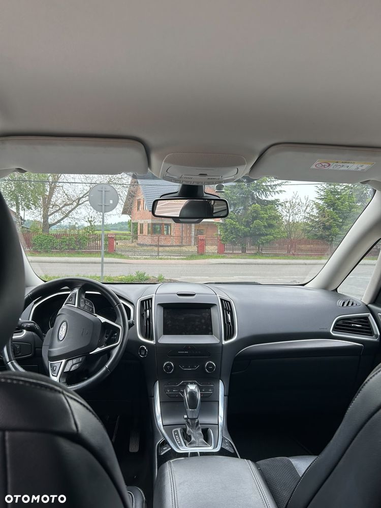 Ford Galaxy - 14
