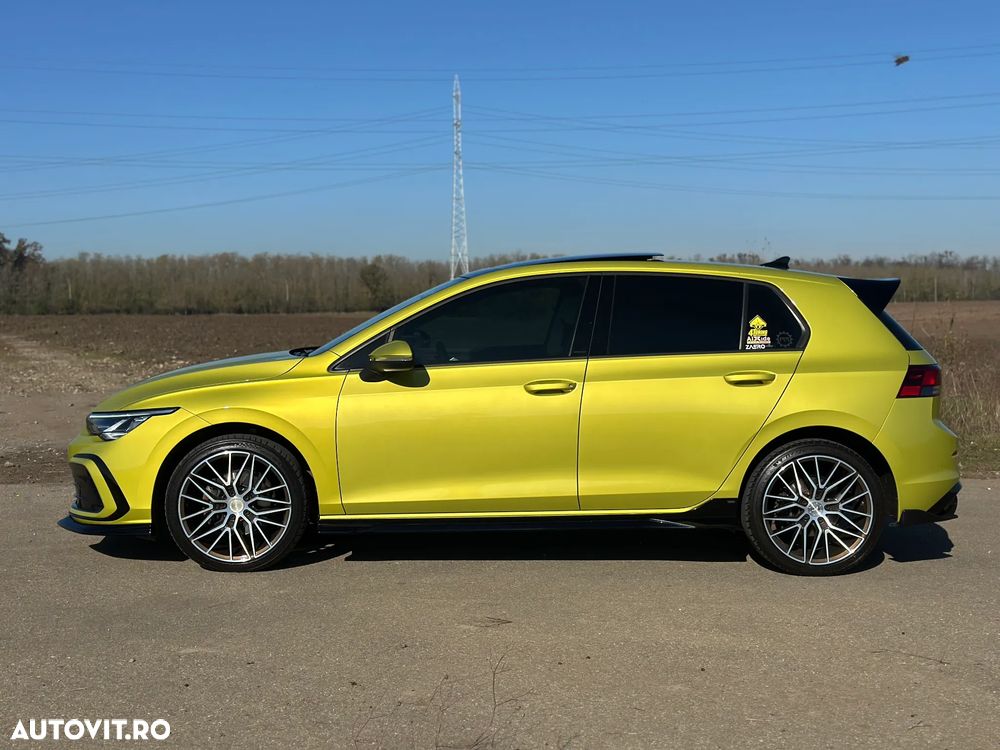 Volkswagen Golf 1.5 eTSI ACT DSG MHEV R-Line - 4