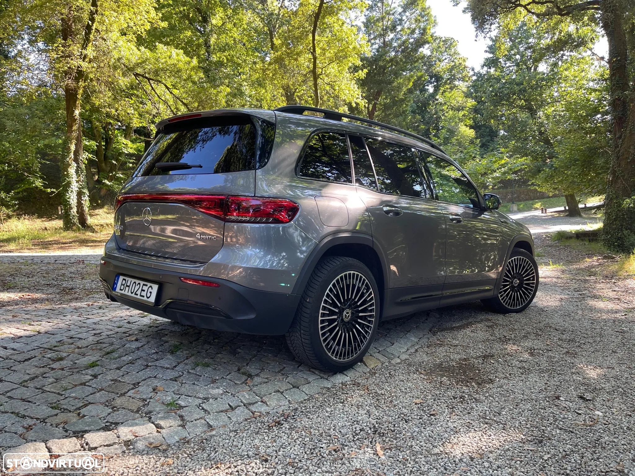 Mercedes-Benz EQB 350 4Matic AMG Line - 4