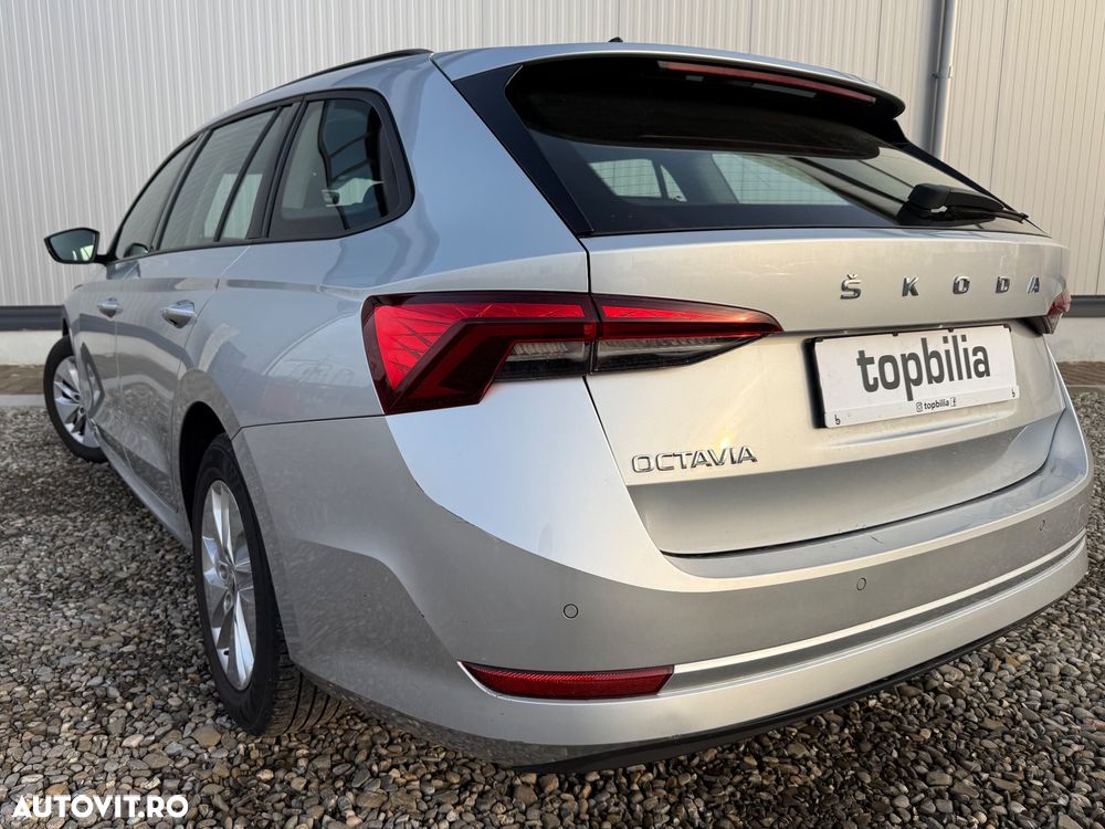 Skoda Octavia 2.0 TDI DSG Ambition - 11