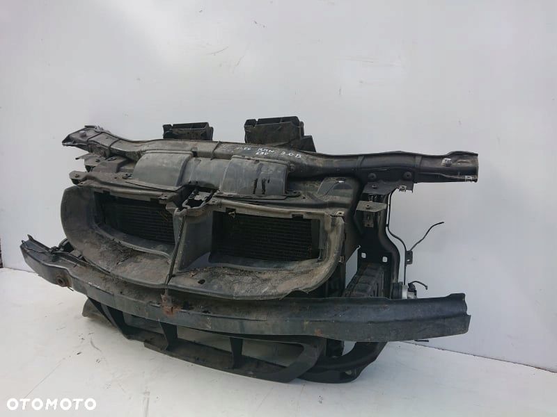 PAS PRZEDNI CHŁODNICE BMW 3 E90 05-11 2.0D - 2
