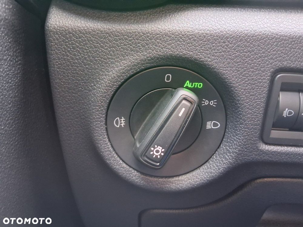 Skoda Fabia 1.0 TSI Ambition - 12