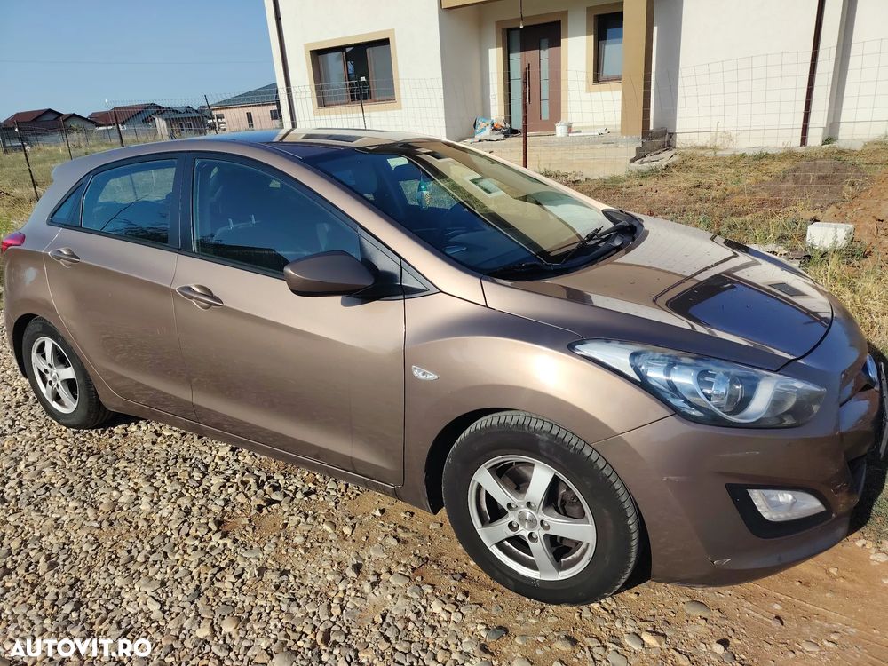 Hyundai i30 1.6 CRDI Comfort - 4