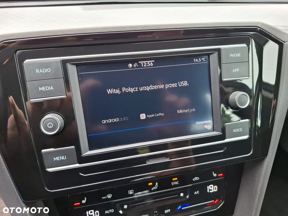 Volkswagen Passat 1.5 TSI EVO Business - 21