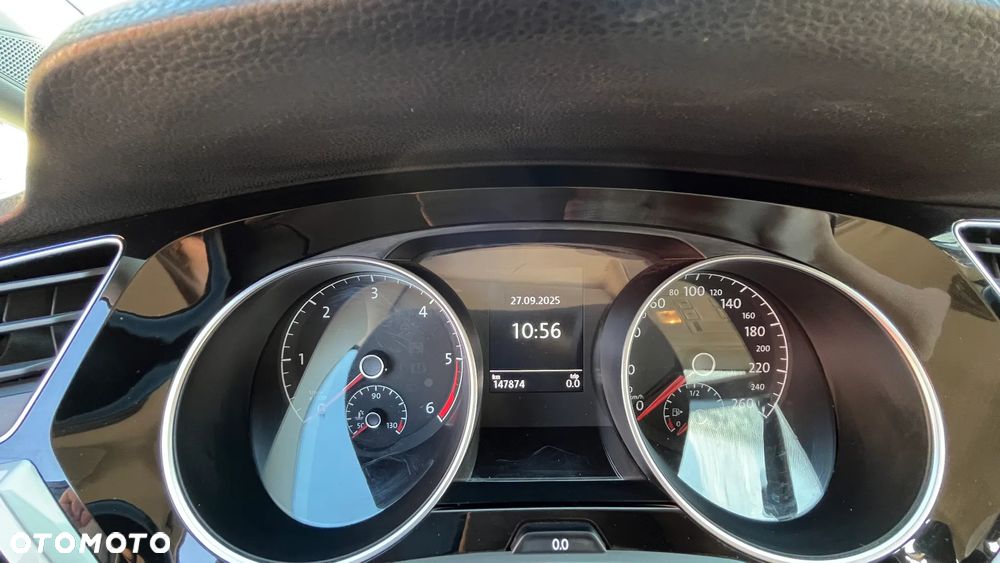 Volkswagen Touran - 7