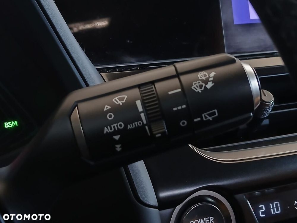 Lexus UX 250h GPF Business 2WD - 29