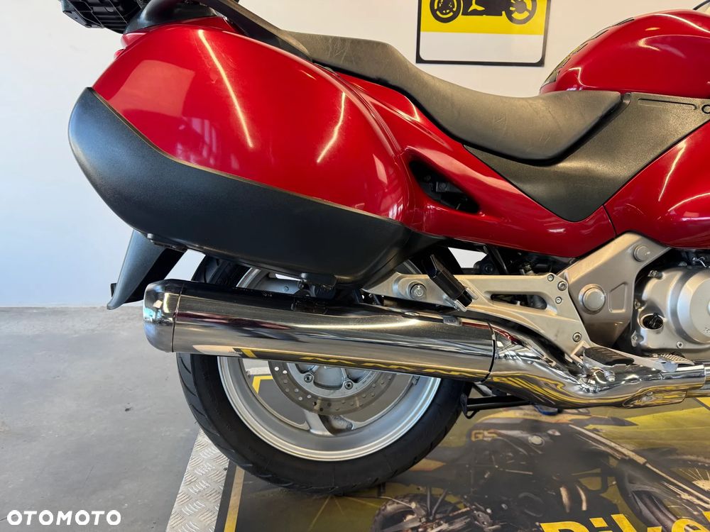 Honda Deauville - 16