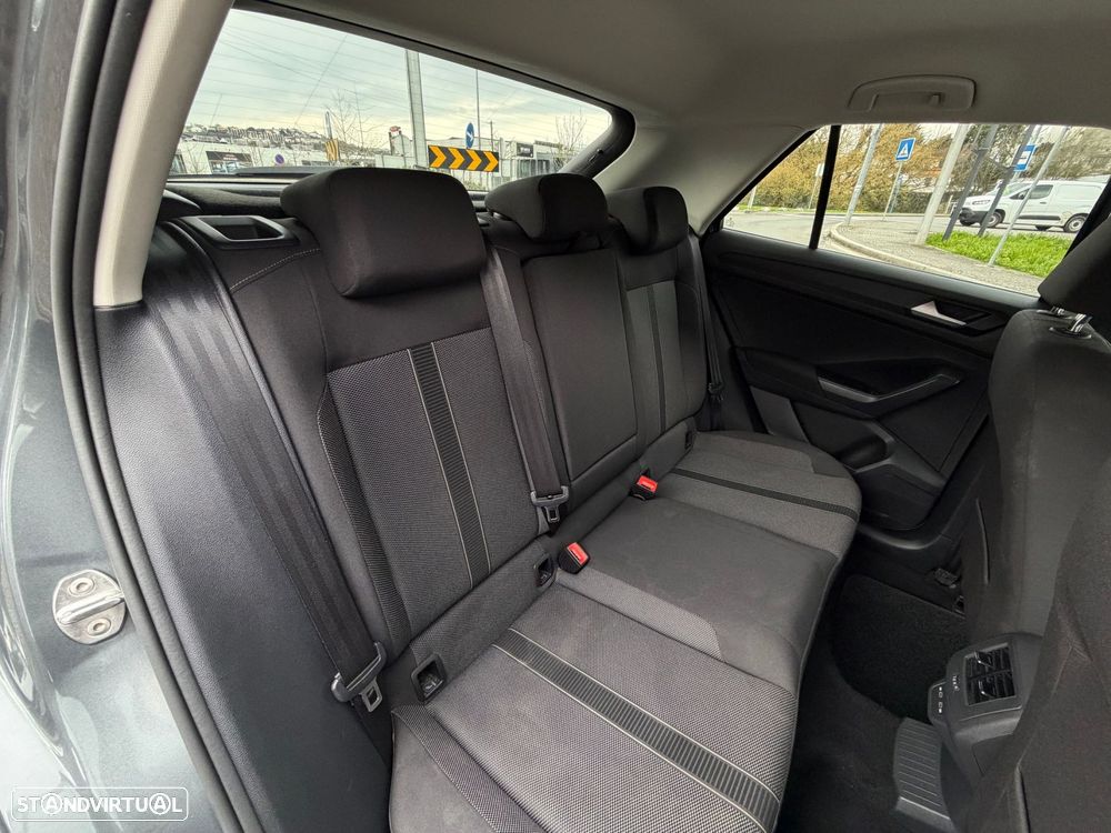 VW T-Roc 1.0 TSI Life - 44