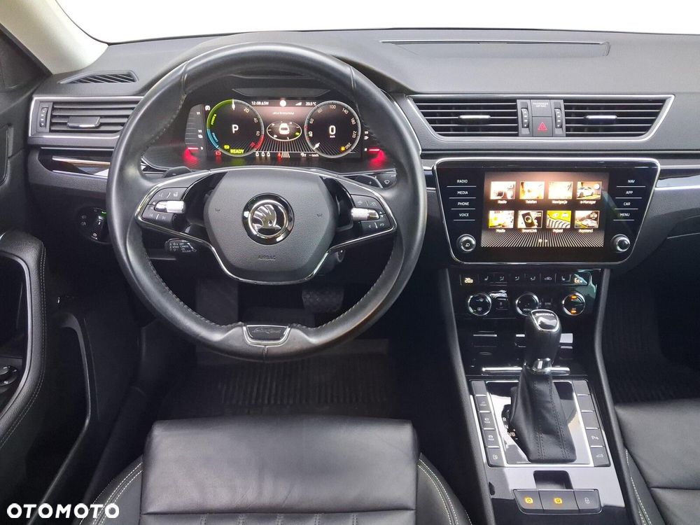 Skoda Superb 1.4 TSI Plug-In Hybrid L&K DSG - 16