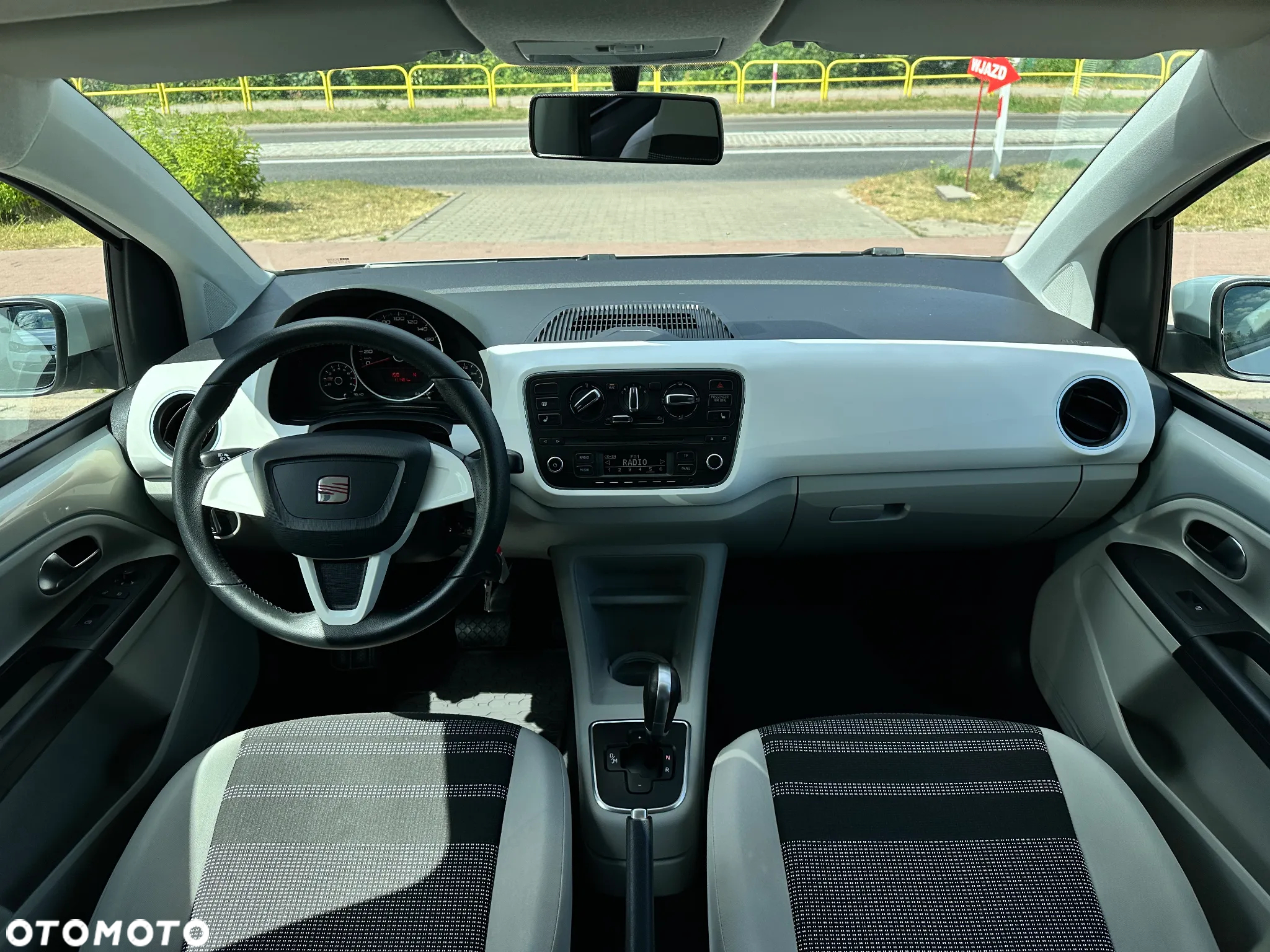 Seat Mii 1.0 Automatik 4You White - 21