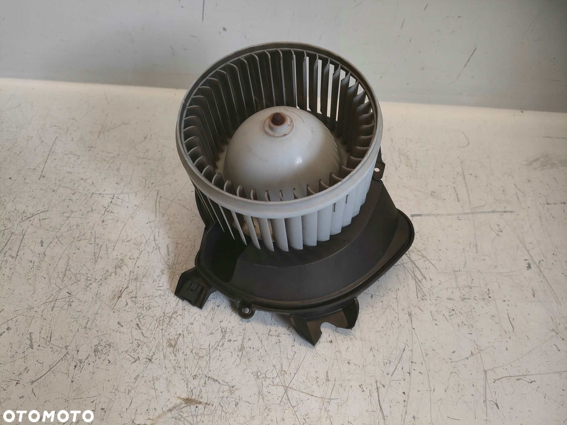 FIAT GRANDE PUNTO 05- 1.4 DMUCHAWA WENTYLATOR - 10