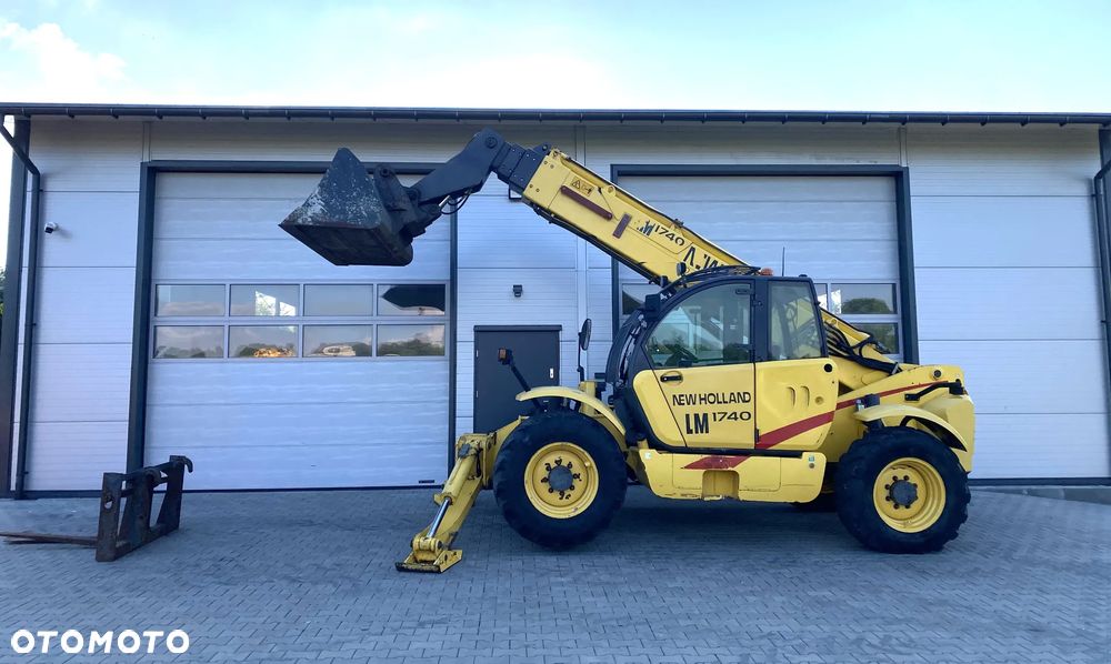 New Holland LM1740 Ładowarka teleskopowa 17m 4T Hydraul poziomowanie SWAY - 1