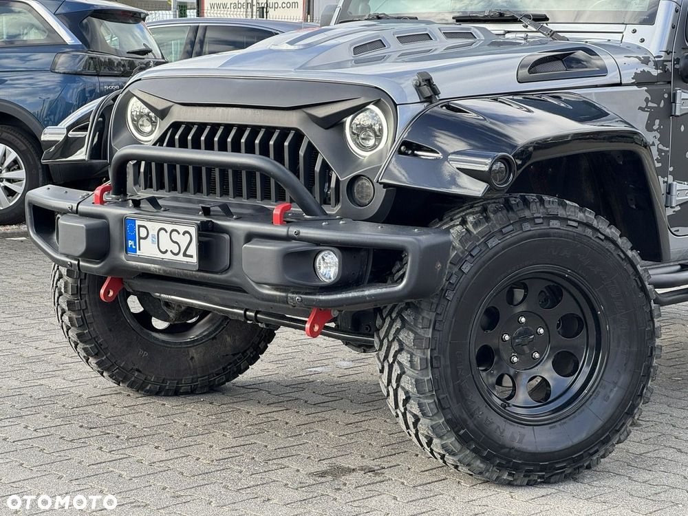 Jeep Wrangler - 18
