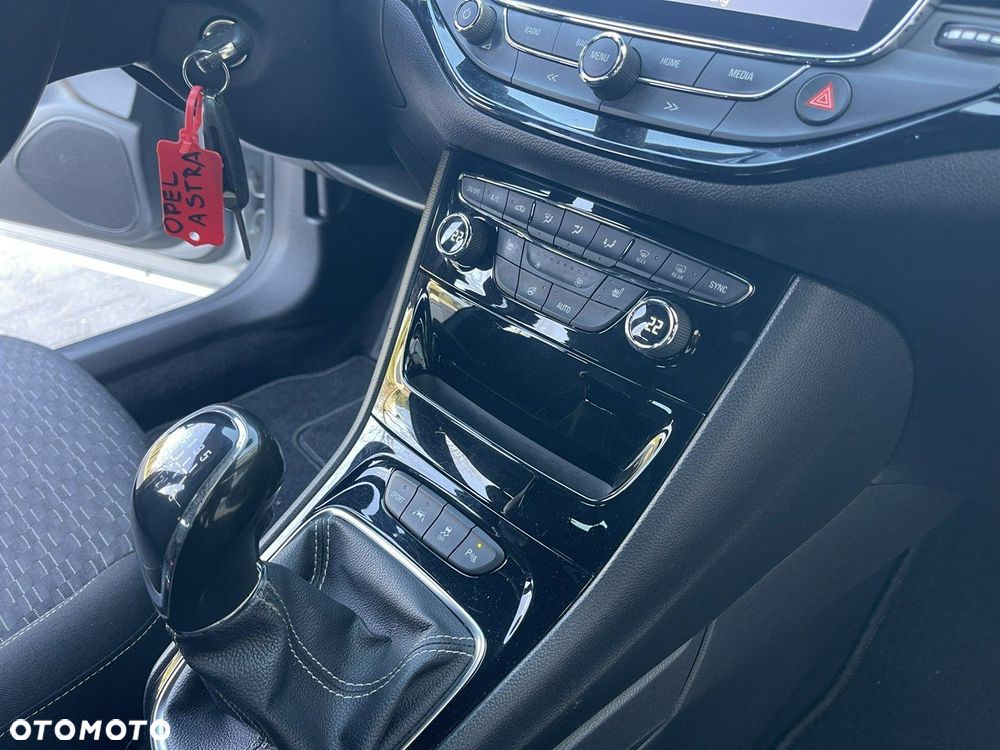 Opel Astra - 25