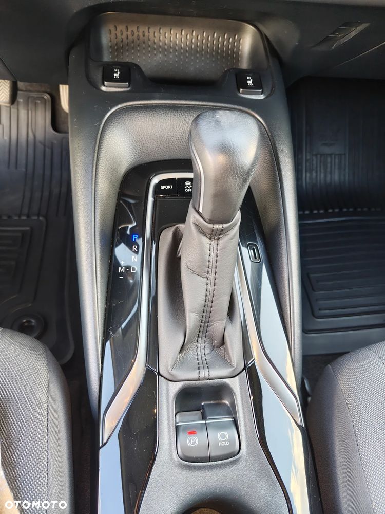 Toyota Corolla 1.6 Comfort MS - 16