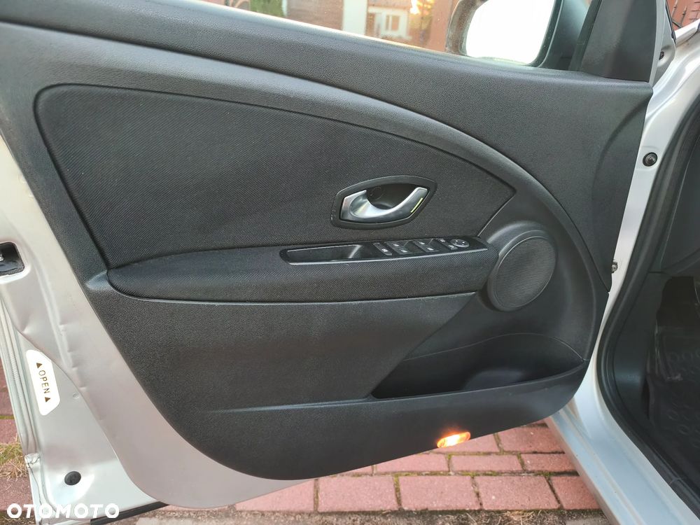 Renault Megane - 9