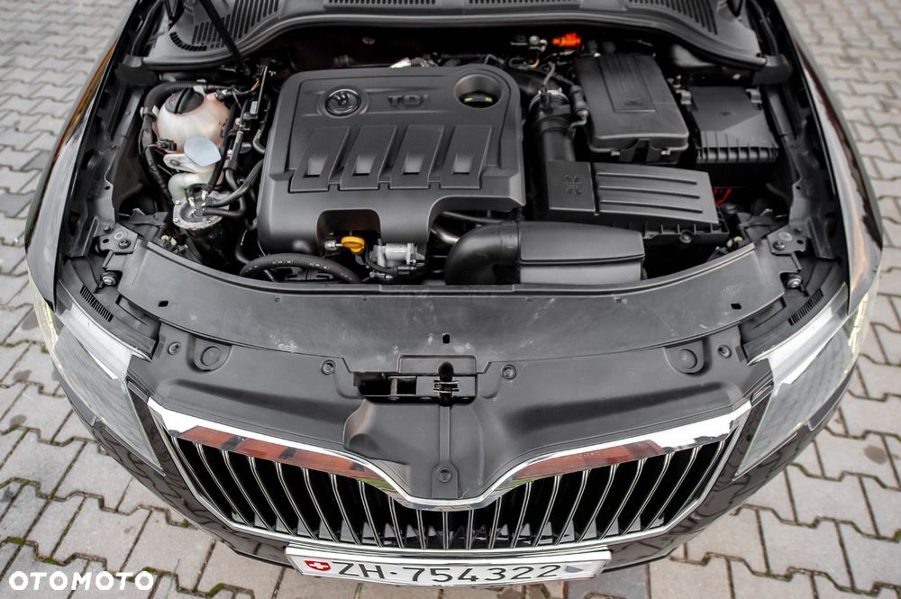 Skoda Superb 2.0 TDI Green tec 4x4 DSG L&K - 40