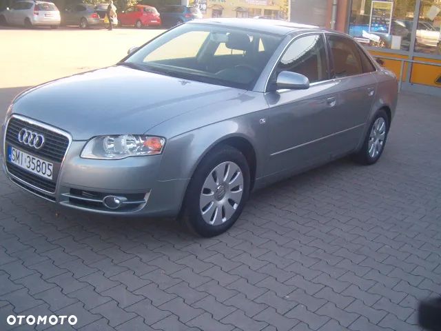 Audi A4 - 1
