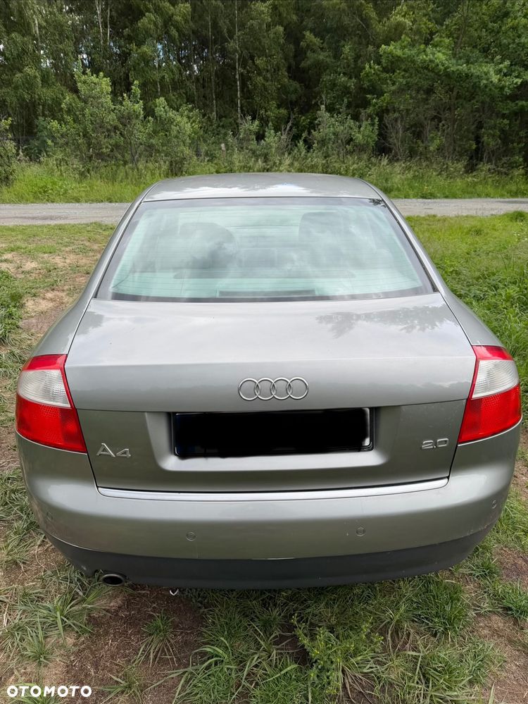 Audi A4 Limousine 2.0 FSI - 6