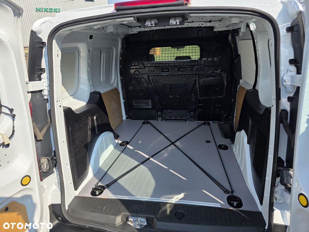 Ford Transit Connect - 10