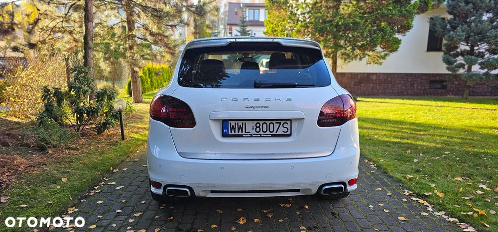 Porsche Cayenne Diesel Platinum Edition - 3