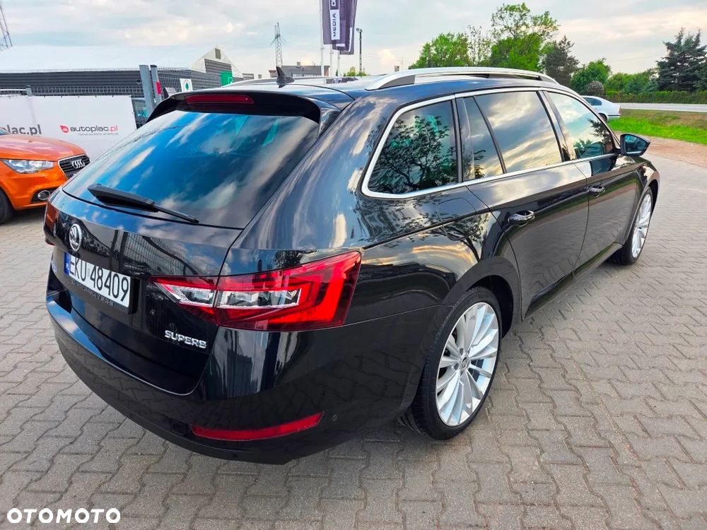 Skoda Superb 1.6 TDI DSG Style - 8