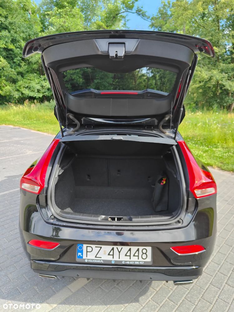 Volvo V40 T3 Drive-E Dynamic Edition - 11