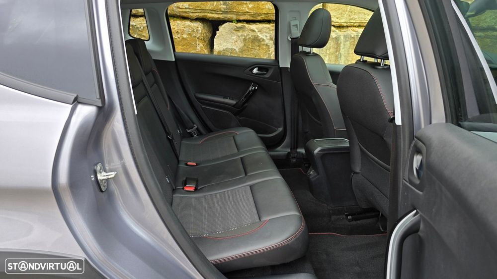 Peugeot 2008 1.2 PureTech GT Line EAT6 - 55