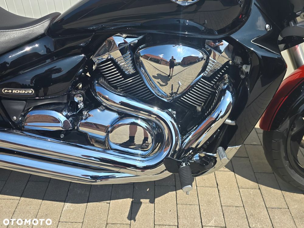 Suzuki Boulevard - 3