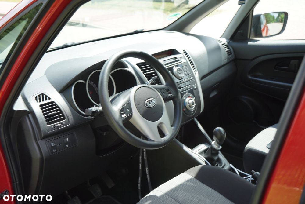 Kia Venga - 20