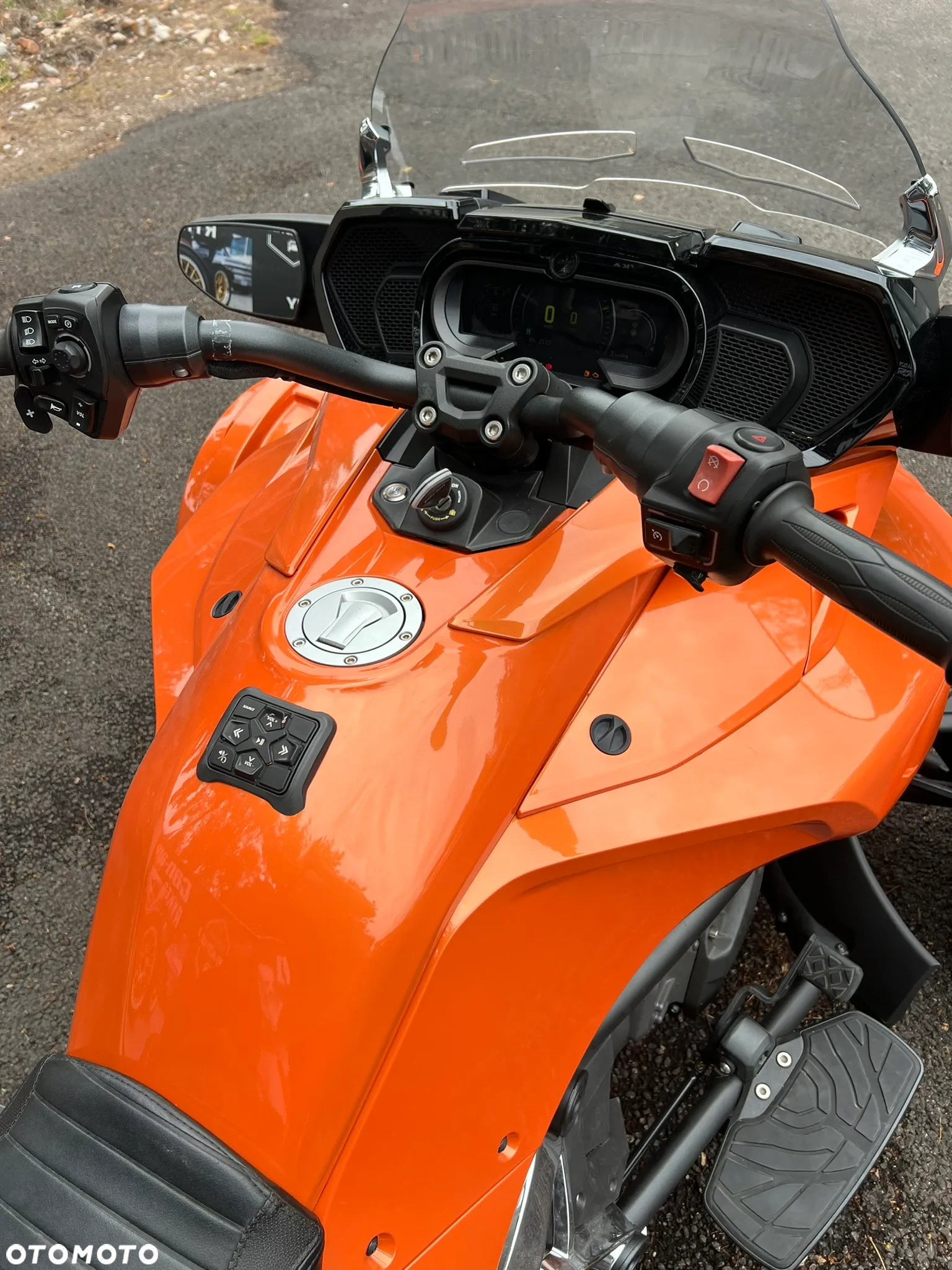 Can-Am Spyder - 9