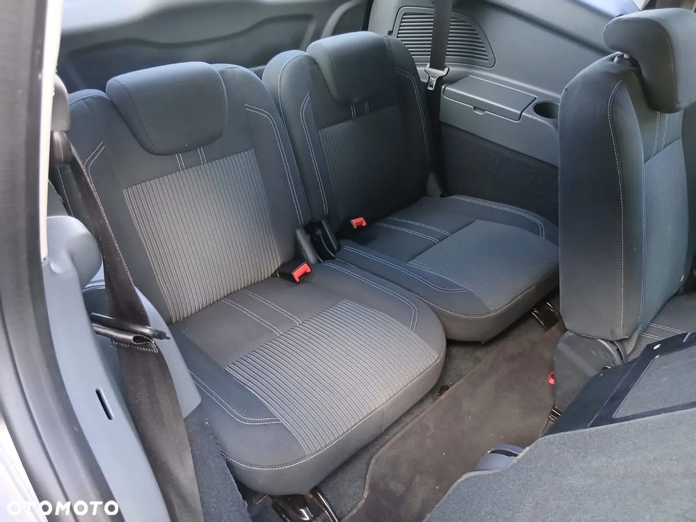 Ford Grand C-MAX 1.6 TDCi Titanium - 31
