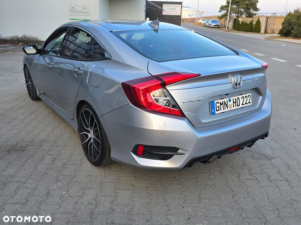 Honda Civic 1.5 i-VTEC Turbo CVT Executive - 10