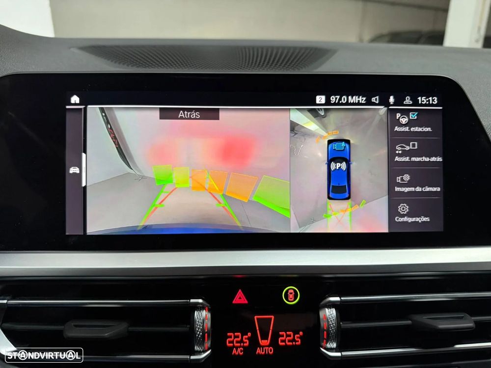 BMW 330 e Touring Pack Desportivo M Auto - 11