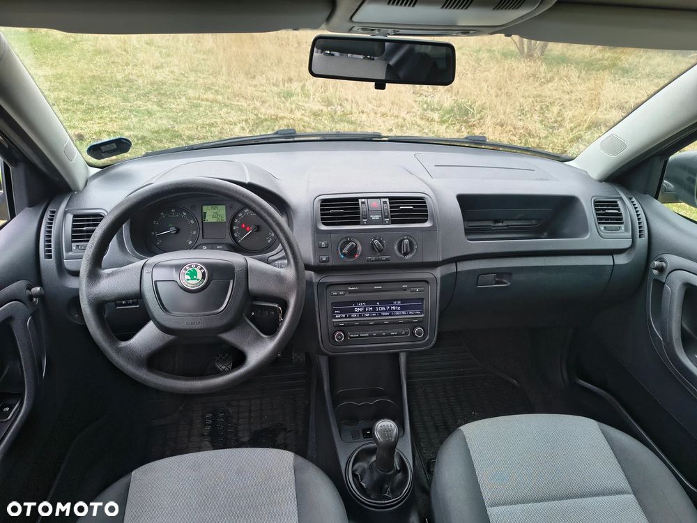 Skoda Fabia 1.4 16V Active - 10