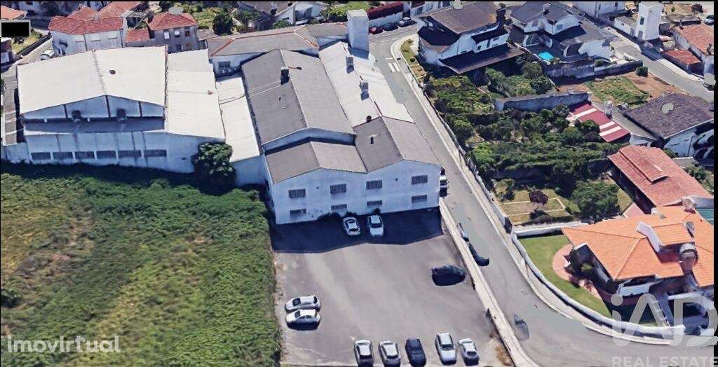 Hangar em Escapães de 3300,00 m2 - Grande imagem: 4/30