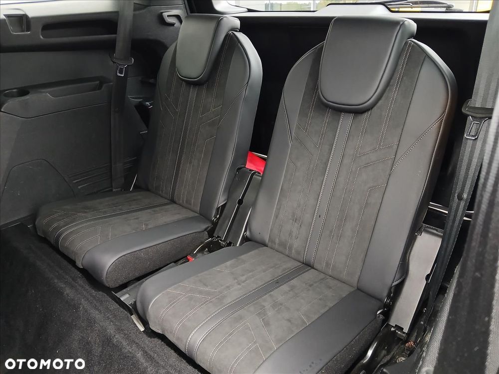 Peugeot 5008 1.6 PureTech GT S&S EAT8 - 10