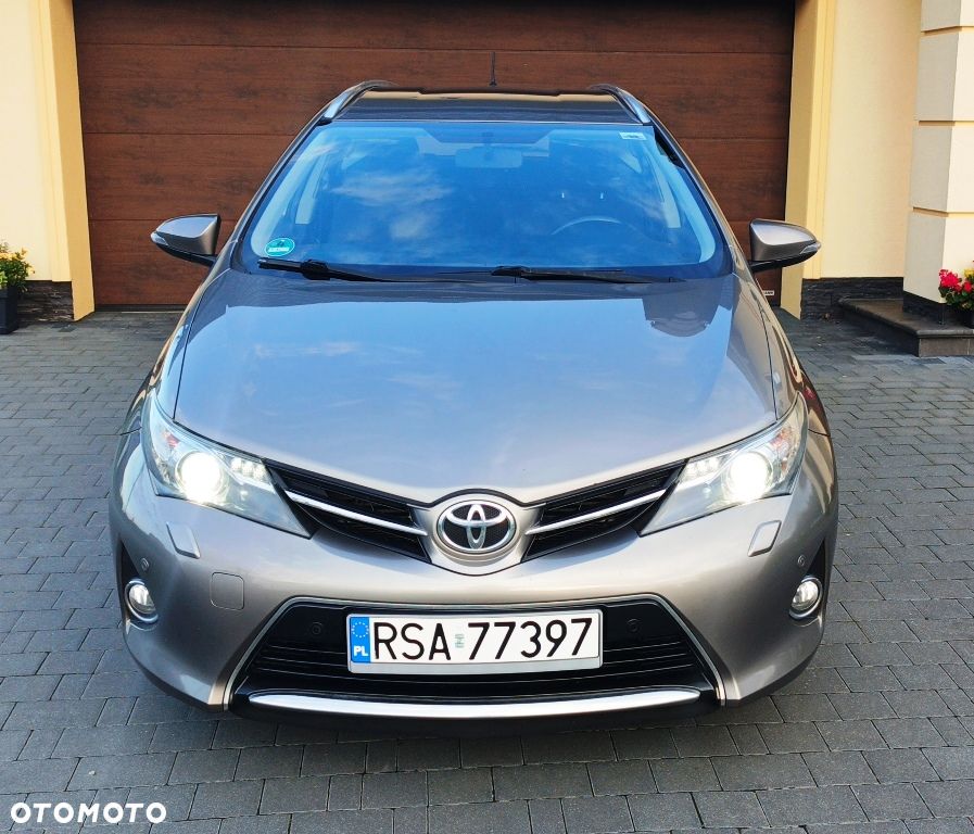 Toyota Auris 2.0 D-4D Life Plus - 8
