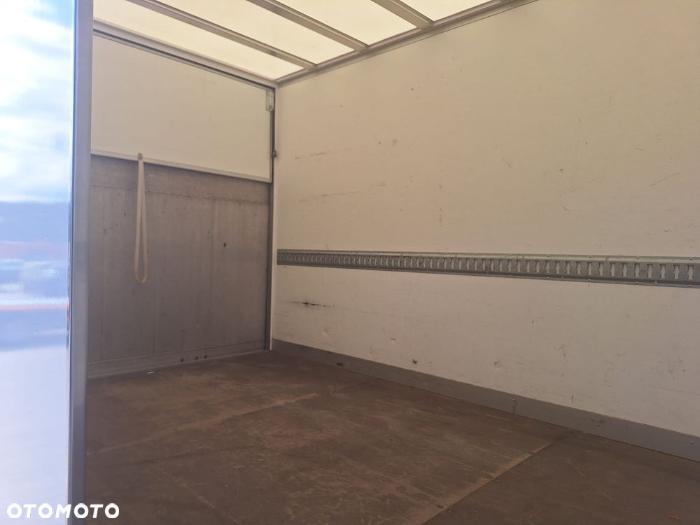 Fiat Ducato kontener z windą 750kg 8EP fv23% leasing krajowy niski przebieg - 18
