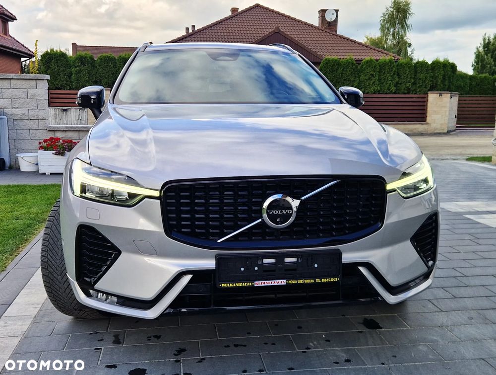 Volvo XC 60 B4 D Plus Dark - 2