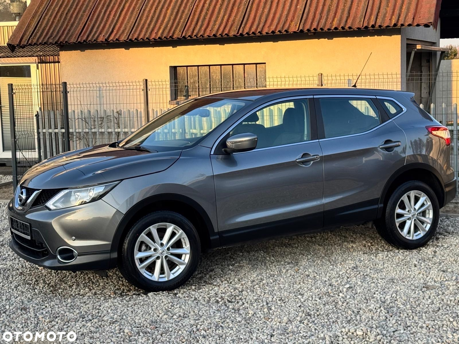 Nissan Qashqai 1.2 DIG-T Tekna Xtronic EU6 - 15