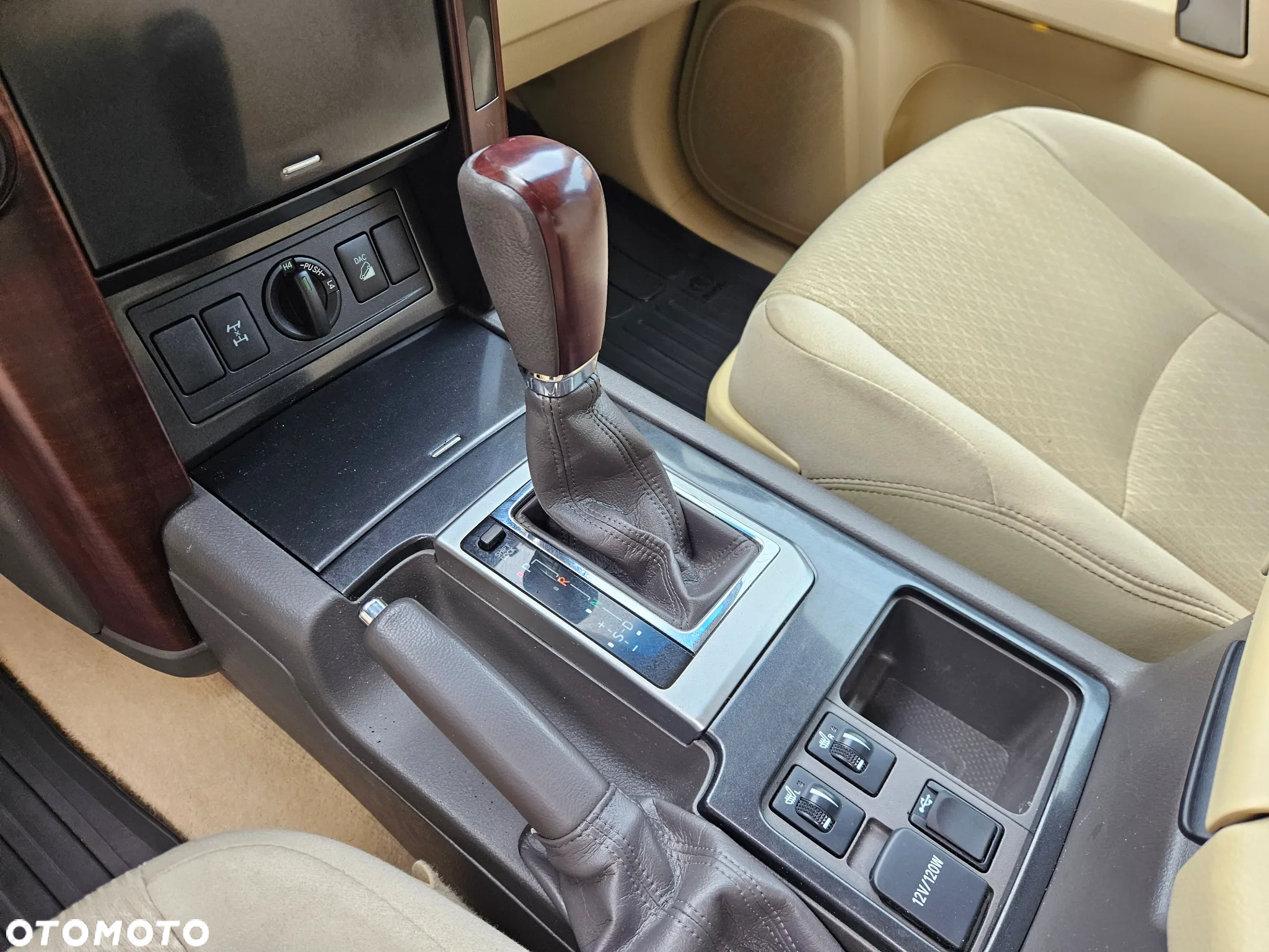 Toyota Land Cruiser LC 2.8 D-4D Premium - 27