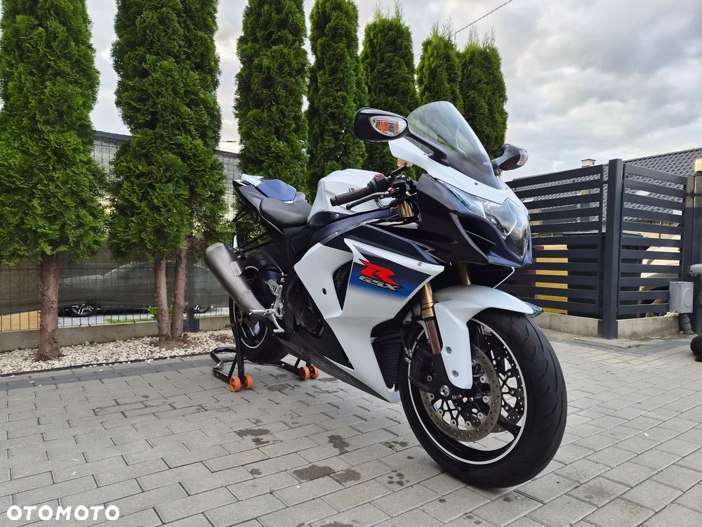 Suzuki GSX-R - 1
